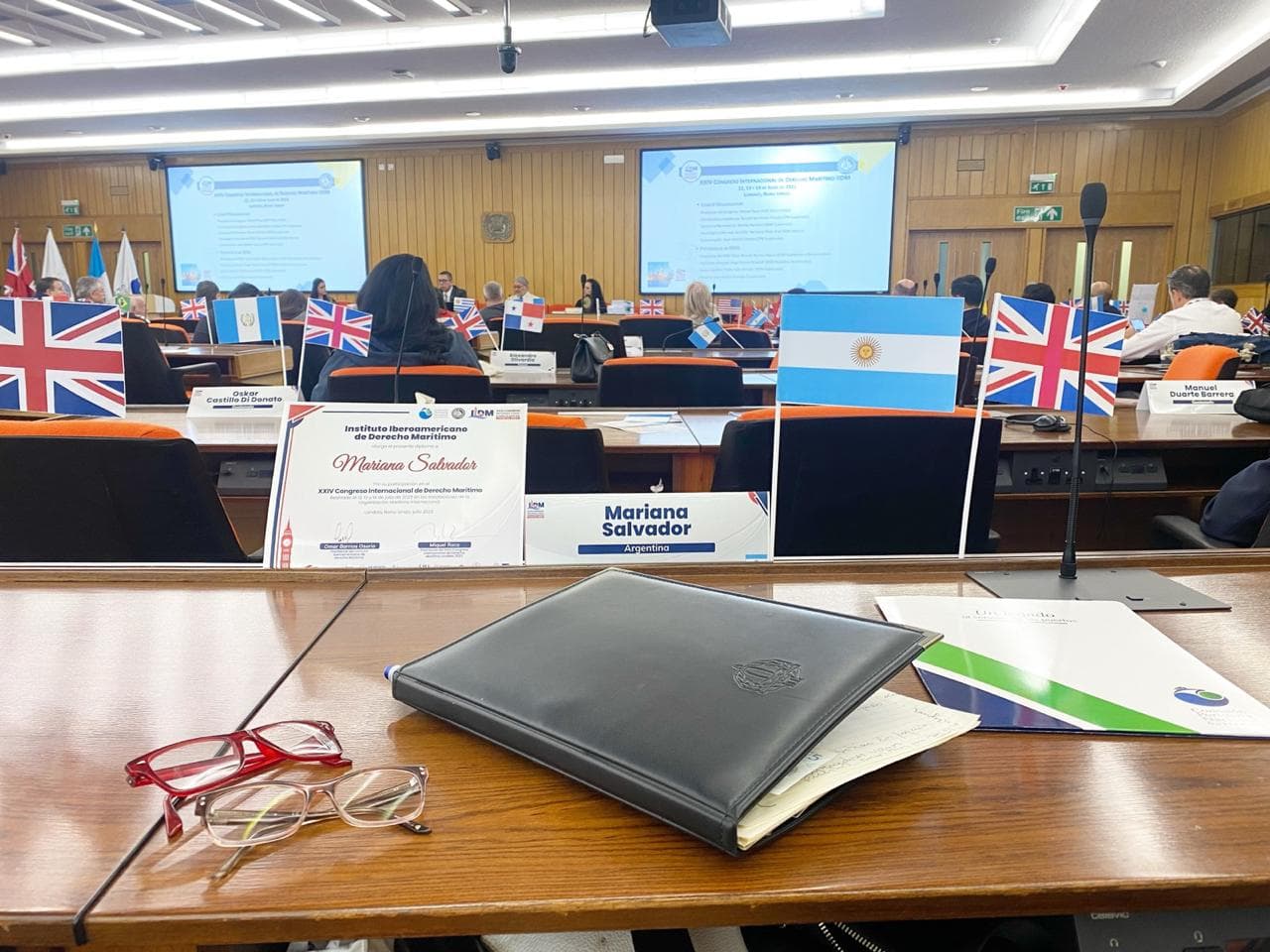 Dra. Mariana Salvador en Market Edge Consulting, Lucerna, Suiza